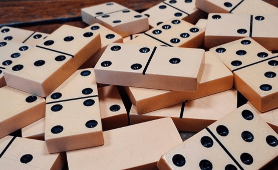 لعبة قمار اون لاين